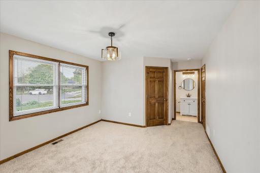 11826 Larabee Circle NE, Albertville, MN 55301