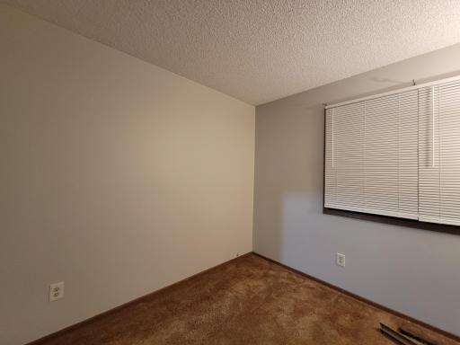 13316 Zenith Lane, Eden Prairie, MN 55346