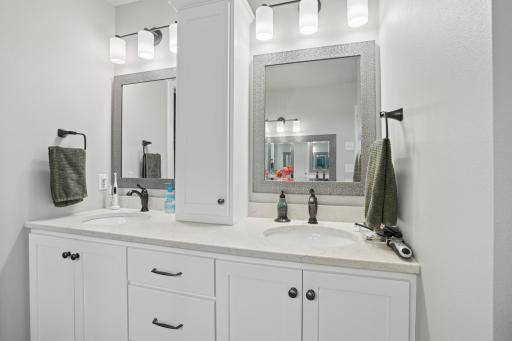 2402 N Pond Drive E, West Fargo, ND 58078