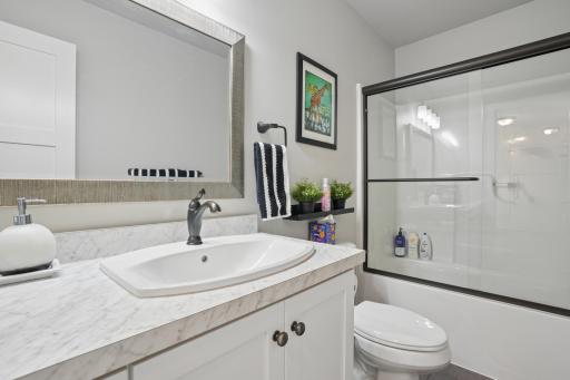 2402 N Pond Drive E, West Fargo, ND 58078