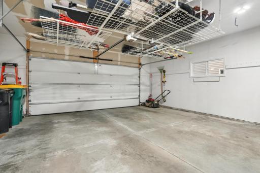 947 30th Avenue W, West Fargo, ND 58078