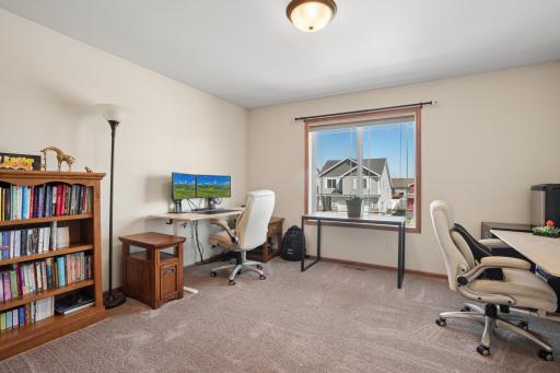 947 30th Avenue W, West Fargo, ND 58078