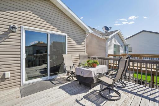 947 30th Avenue W, West Fargo, ND 58078