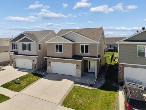 947 30th Avenue W, West Fargo, ND 58078