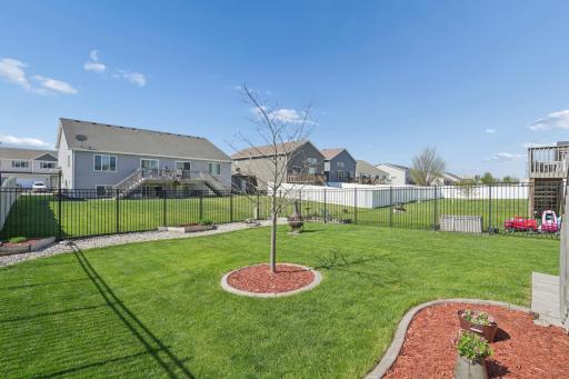 947 30th Avenue W, West Fargo, ND 58078