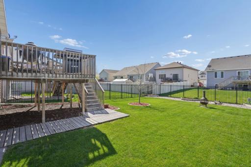 947 30th Avenue W, West Fargo, ND 58078