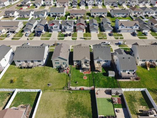 947 30th Avenue W, West Fargo, ND 58078