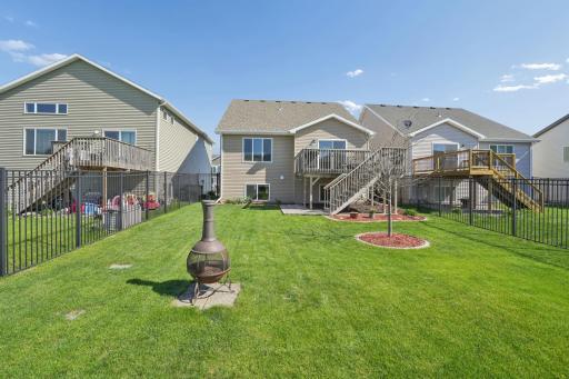 947 30th Avenue W, West Fargo, ND 58078