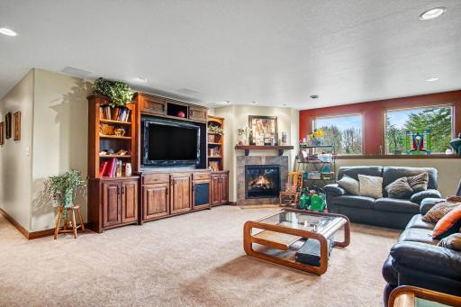 903 Fairway Drive, Pipestone, MN 56164