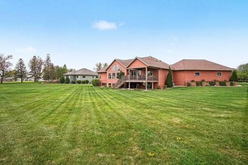 903 Fairway Drive, Pipestone, MN 56164