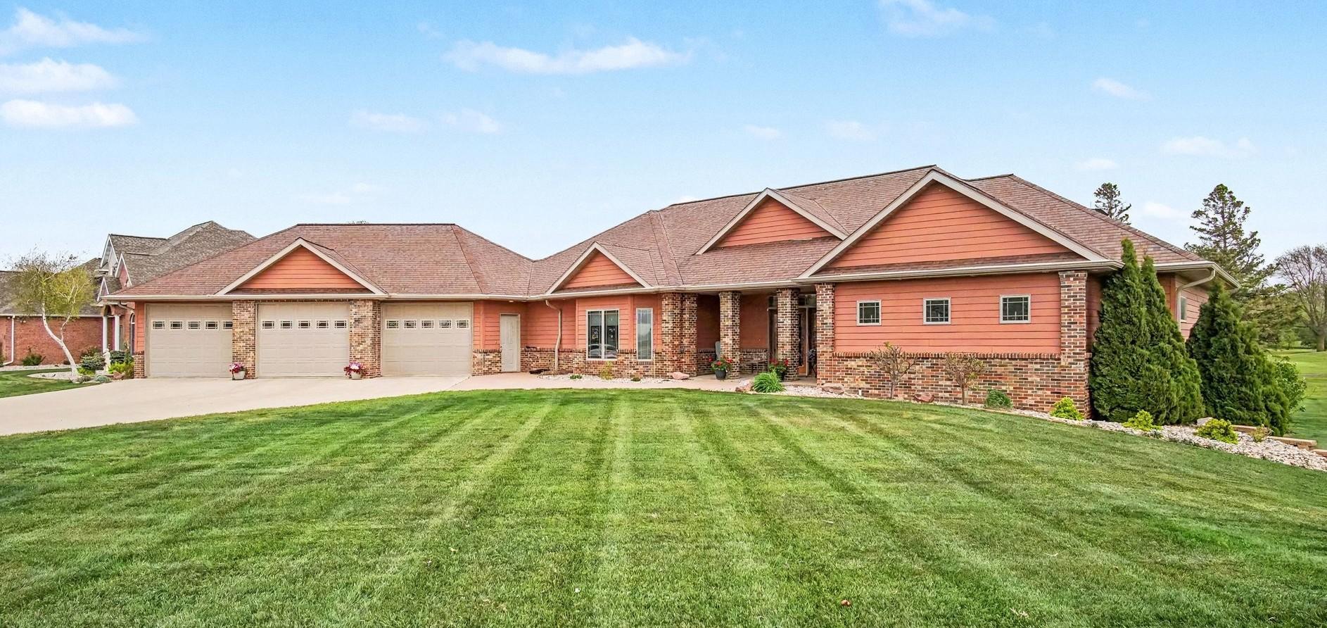 Well manicured lawn-also includes sprinkler system