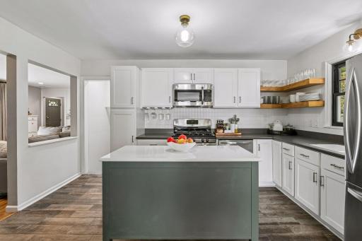 1600 Louisiana Avenue S, Minneapolis, MN 55426