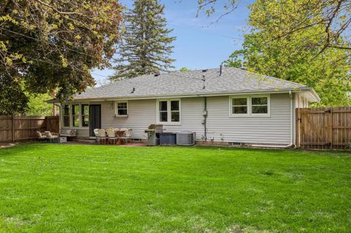Centrally located with easy access to parks, schools, shopping, public transportation, and Highway 394, this home is just 15 minutes from Downtown Minneapolis and the airport.