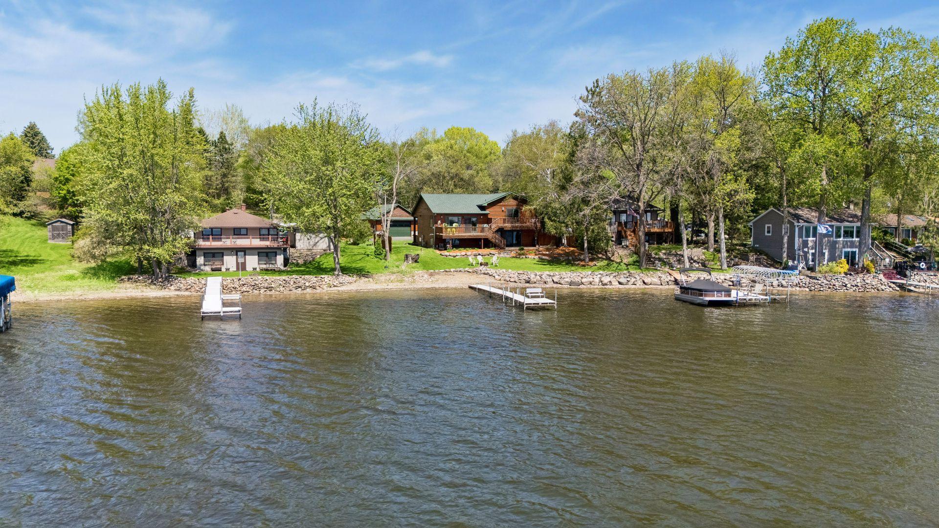 Crystal Clear Waters of North Center with 5,000+ Acres on Chisago Lake Chain