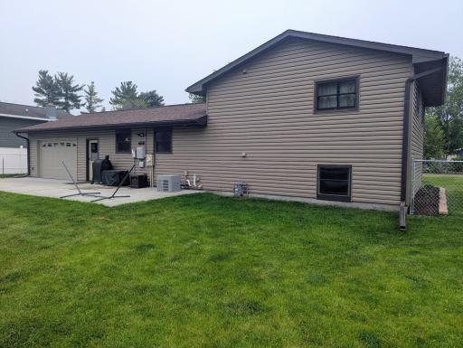 705 Spillway Drive, La Crosse, WI 54603