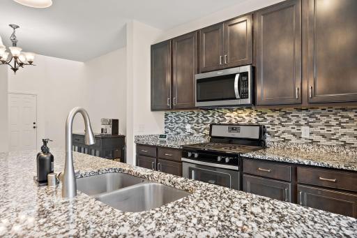 4262 Corn Silk Lane, Saint Paul, MN 55129
