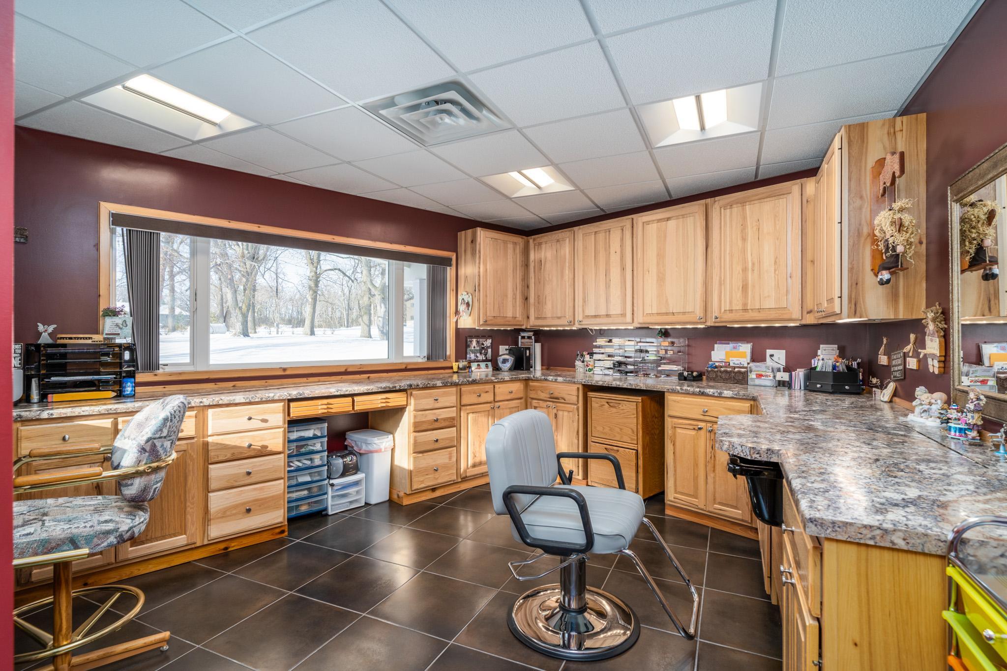 SWP-7305666.jpg