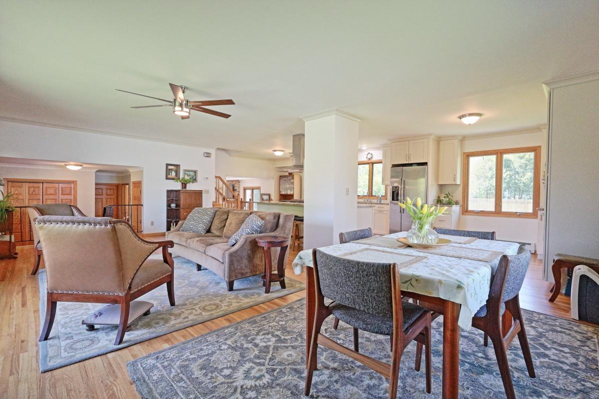 living room 2.JPG