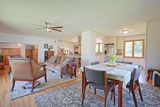 716 Eldridge Avenue E, Maplewood, MN 55117