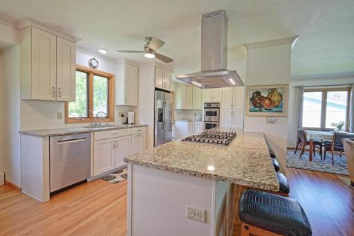 716 Eldridge Avenue E, Maplewood, MN 55117