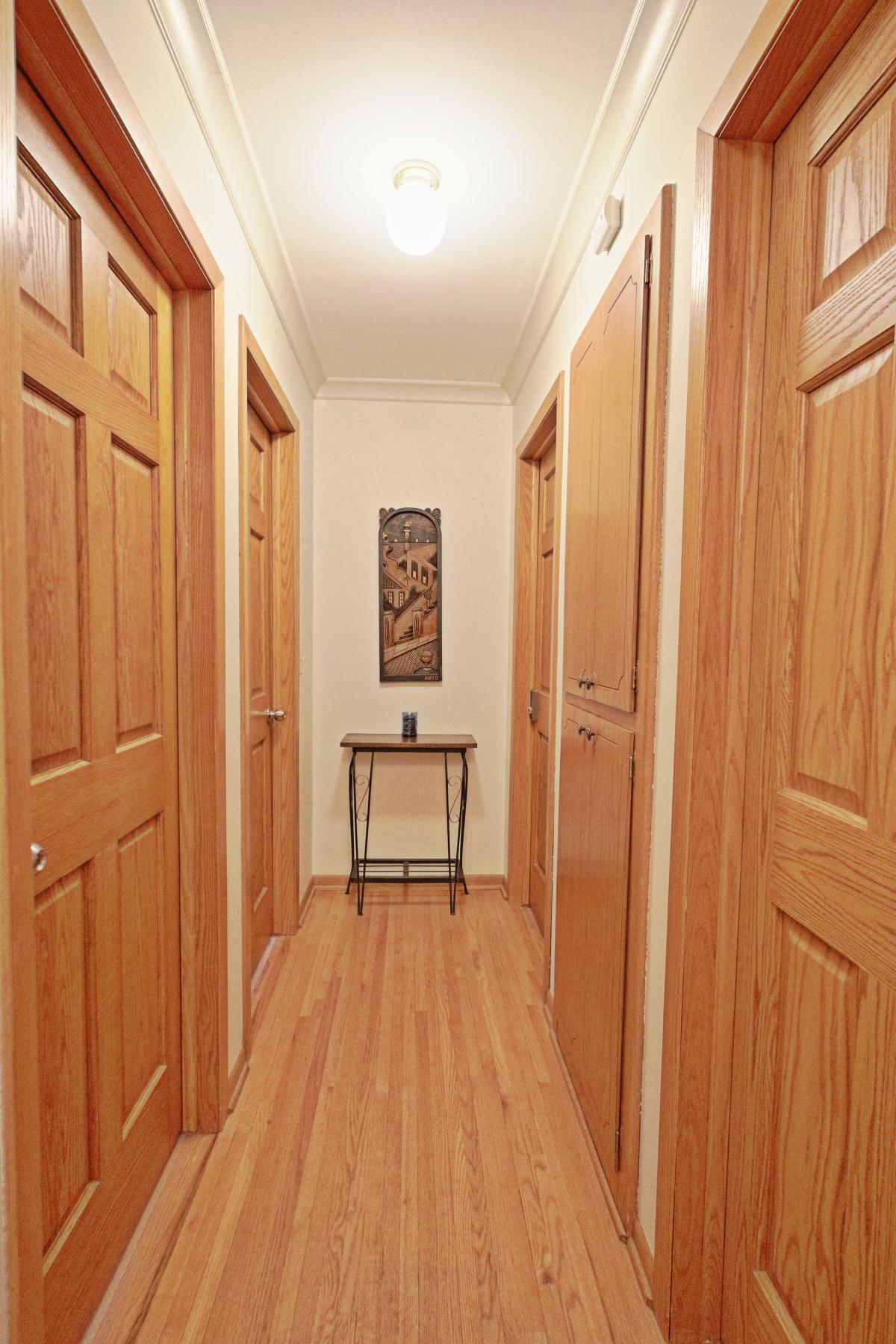 Hallway.JPG