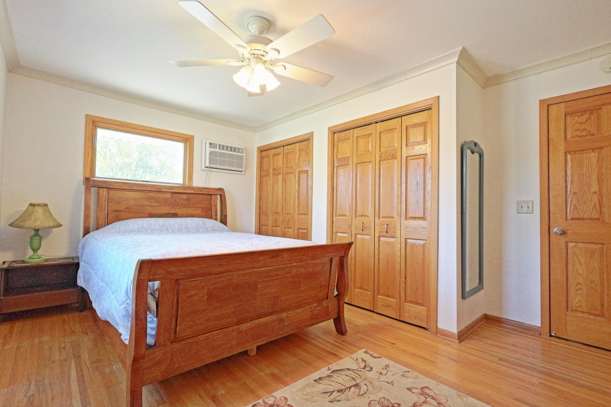 Bedroom 4.JPG