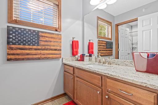 1802 Colonial Lane, 1, Chanhassen, MN 55317