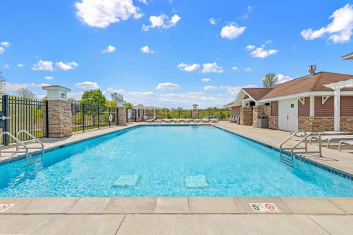 1802 Colonial Lane, 1, Chanhassen, MN 55317