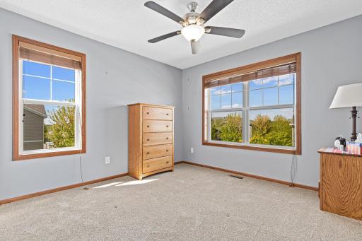 1802 Colonial Lane, 1, Chanhassen, MN 55317