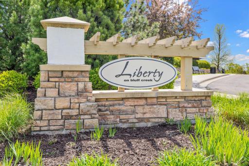 1802 Colonial Lane, 1, Chanhassen, MN 55317