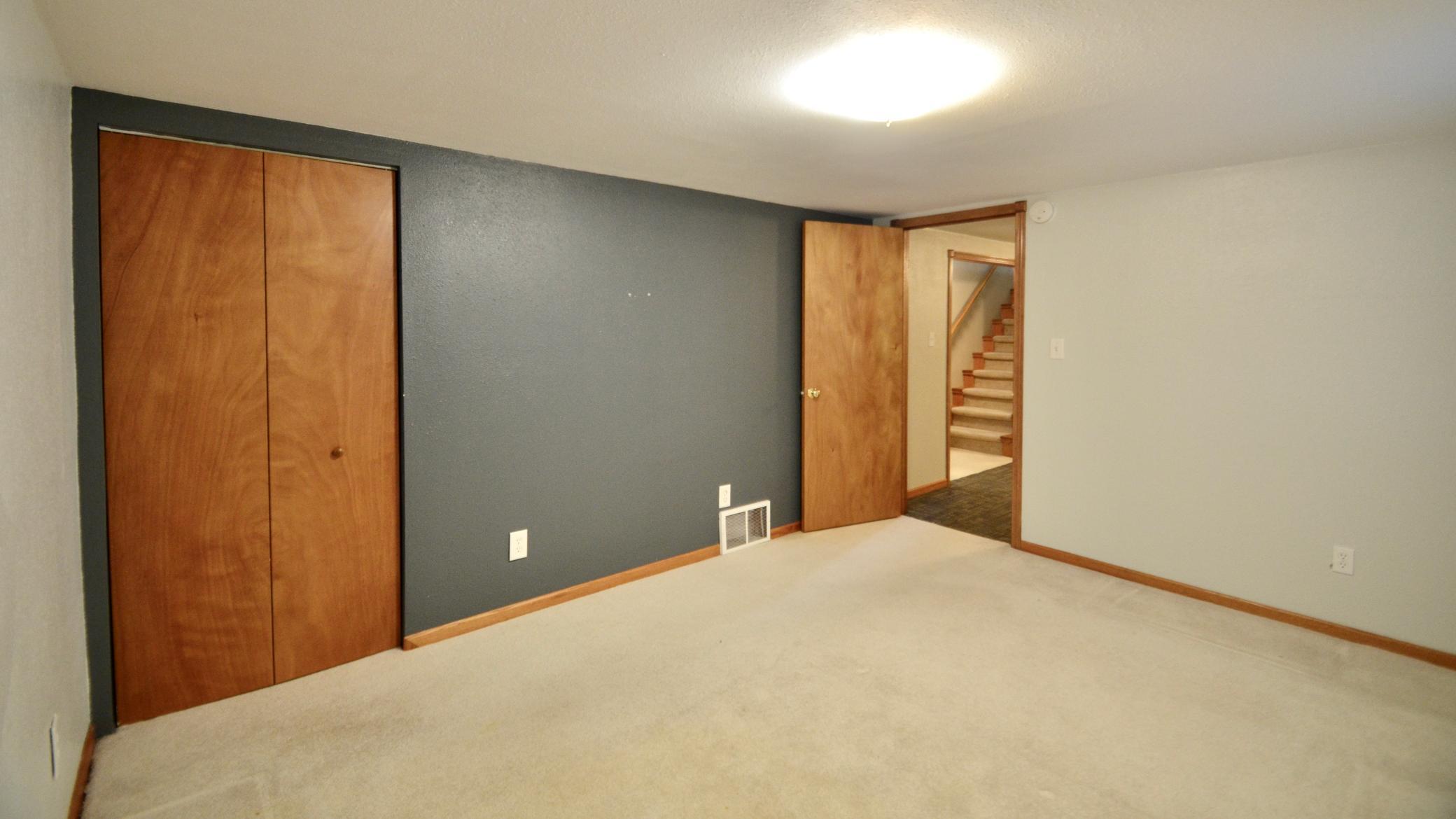 Bedroom 4.JPG