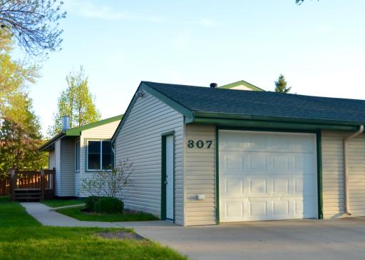 307 12th Avenue E, West Fargo, ND 58078