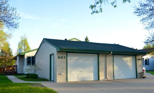 307 12th Avenue E, West Fargo, ND 58078