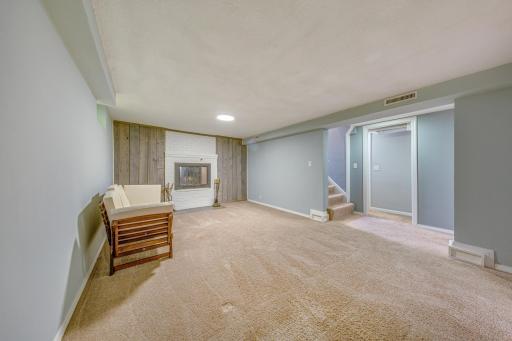 4124 19th Avenue S, Minneapolis, MN 55407