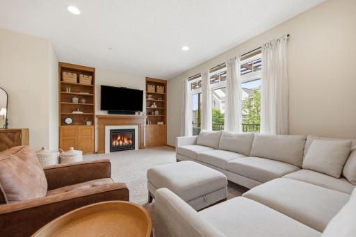 11937 Emery Village Drive N, Champlin, MN 55316
