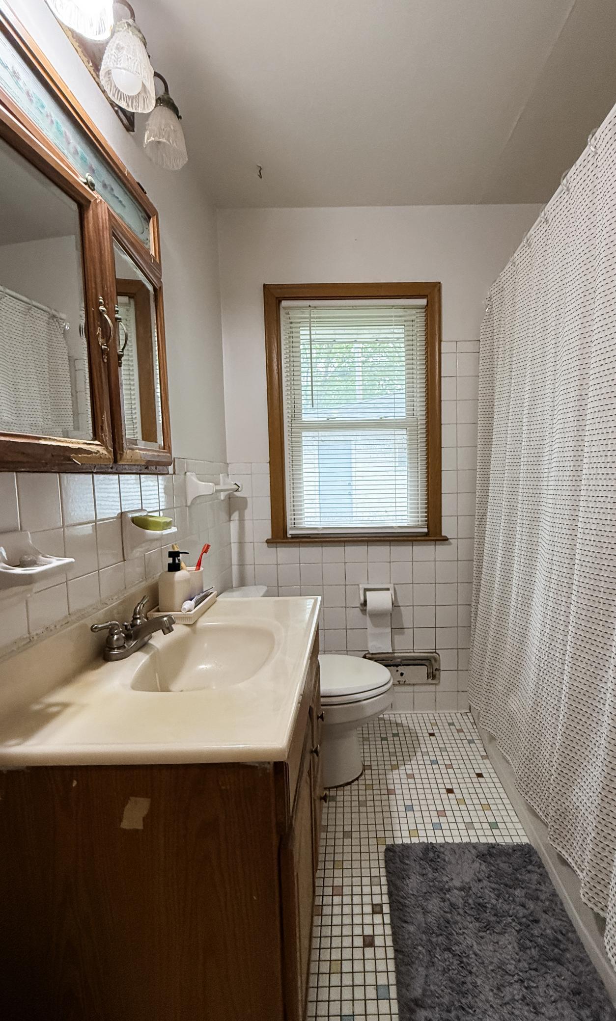 Main Floor Bathroom
