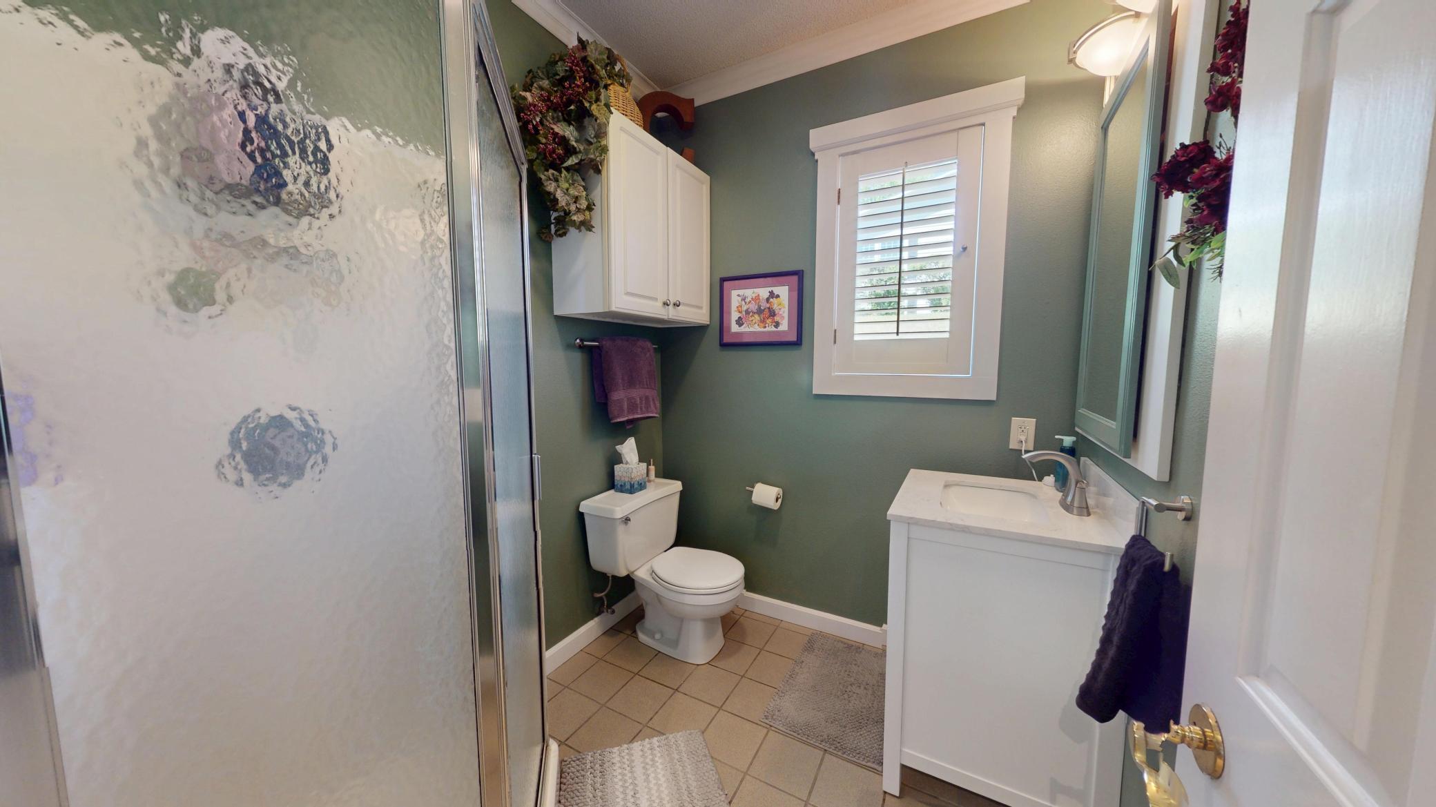 Main floor bathroom