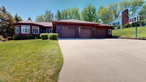1401 Martin Road, Albert Lea, MN 56007