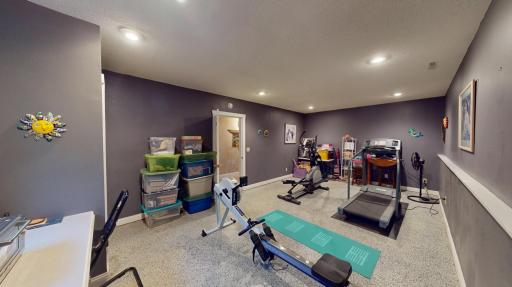 1401 Martin Road, Albert Lea, MN 56007