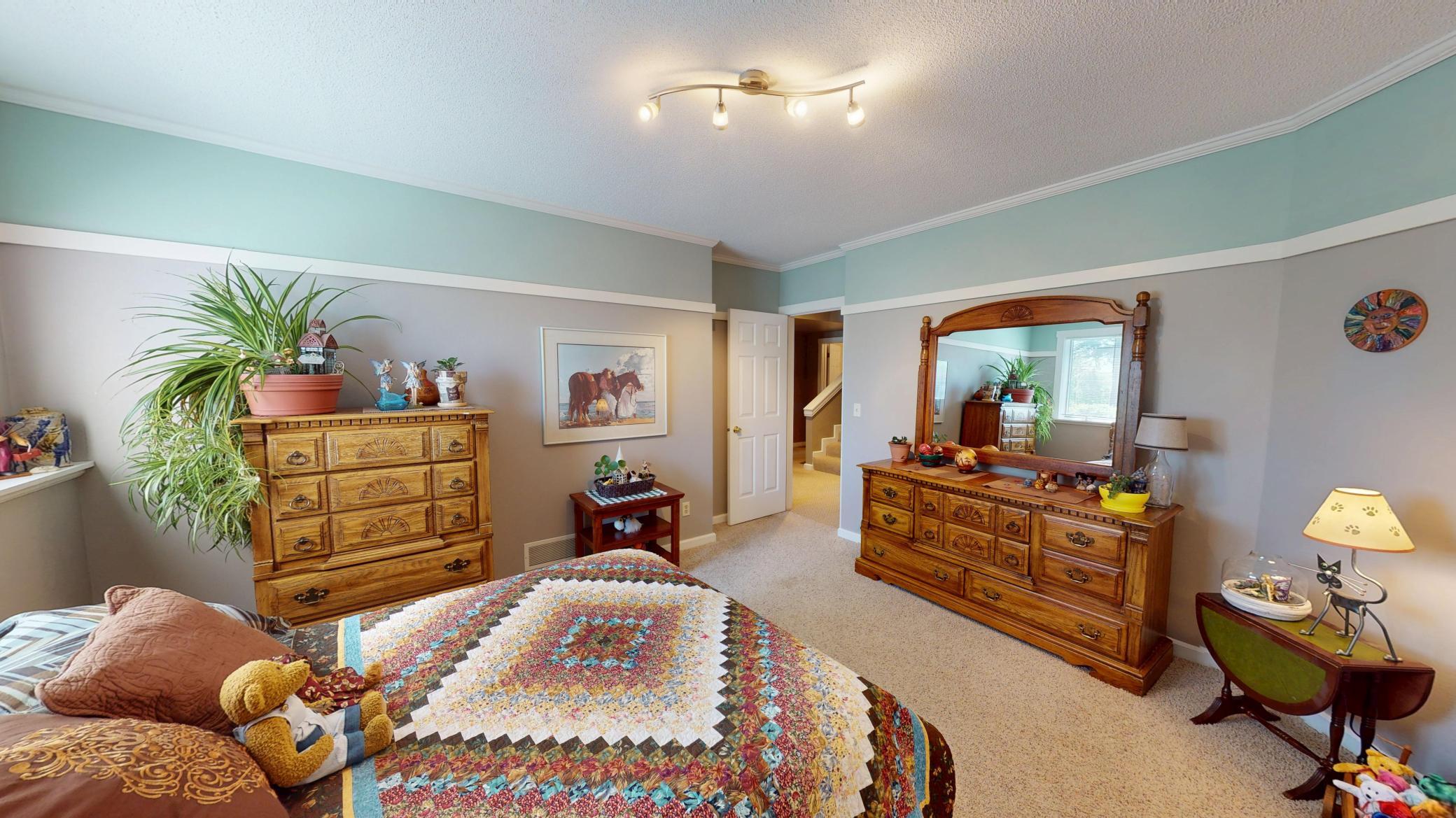 LL Bedroom 2