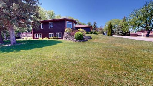 1401 Martin Road, Albert Lea, MN 56007
