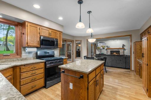 25-web-or-mls-17251 Harrington Way-247.jpg