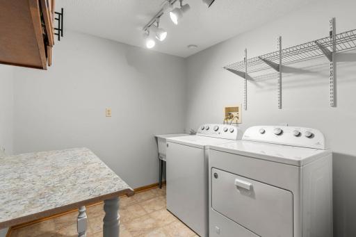 Finished laundry space in the lower level!