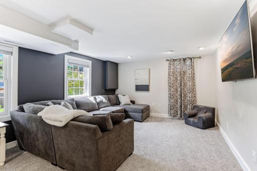5036 Russell Avenue S, Minneapolis, MN 55410