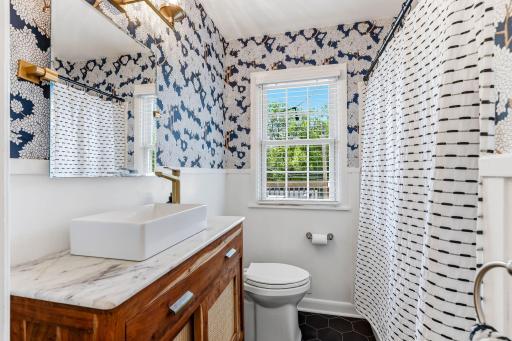 5036 Russell Avenue S, Minneapolis, MN 55410