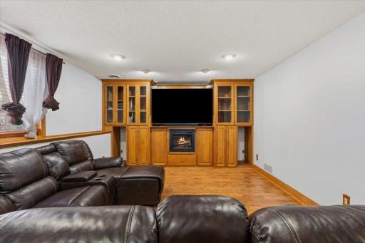 12125 Aztec Street NW, Coon Rapids, MN 55433