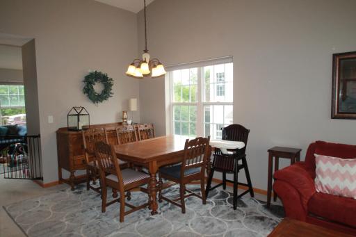 1661 Countryside Drive, Shakopee, MN 55379