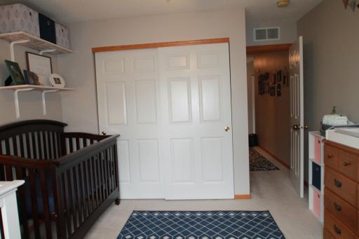 1661 Countryside Drive, Shakopee, MN 55379