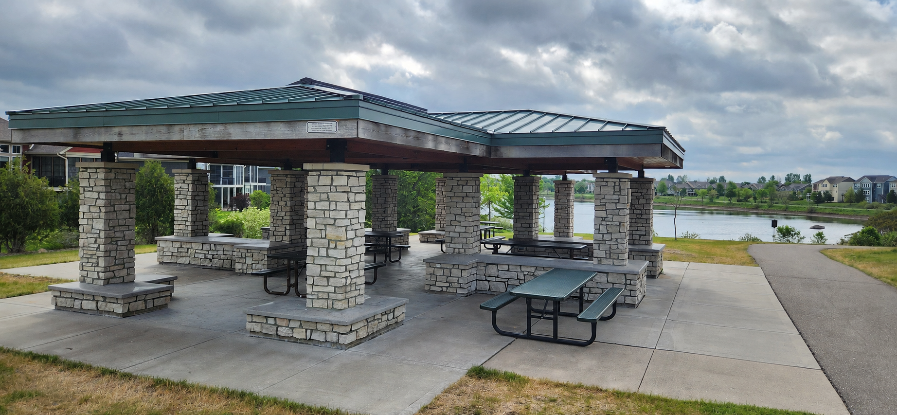 Sheltered picnic area overlooking the Lake.