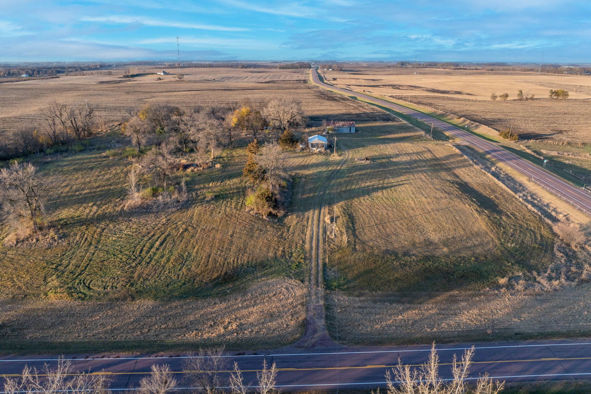 110 200th Ave Fairmont MN-09.jpg